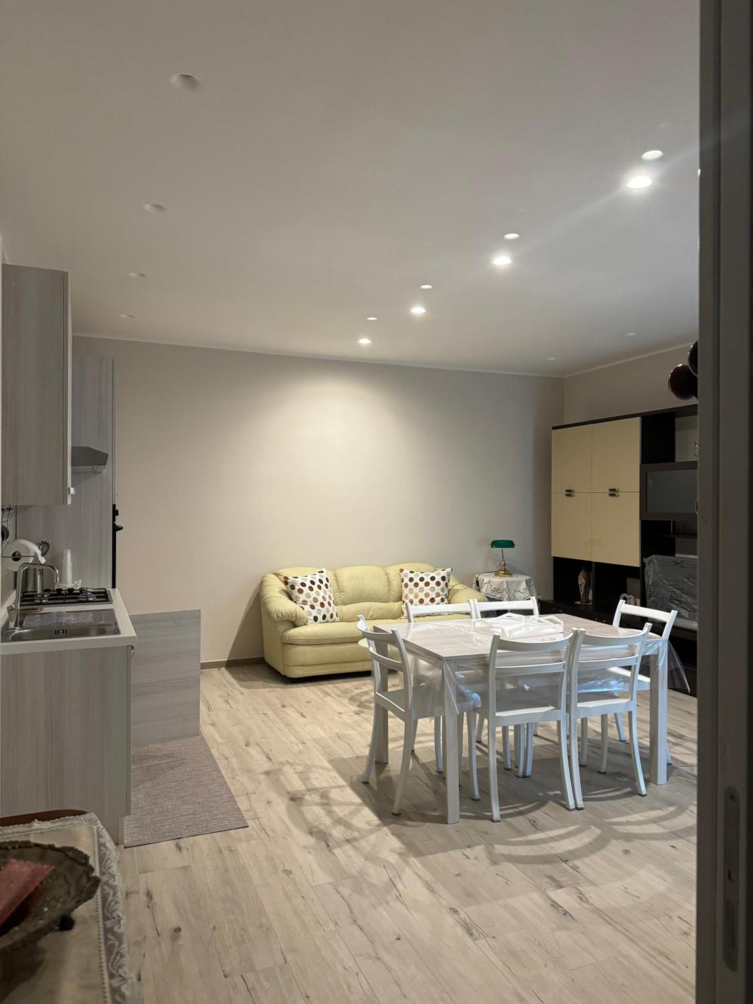 Casa Erminia Apartment กาแซร์ตา ภายนอก รูปภาพ